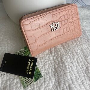 Badgley Mischka Vegan Leather Wallet Zip Around NWT, Pink